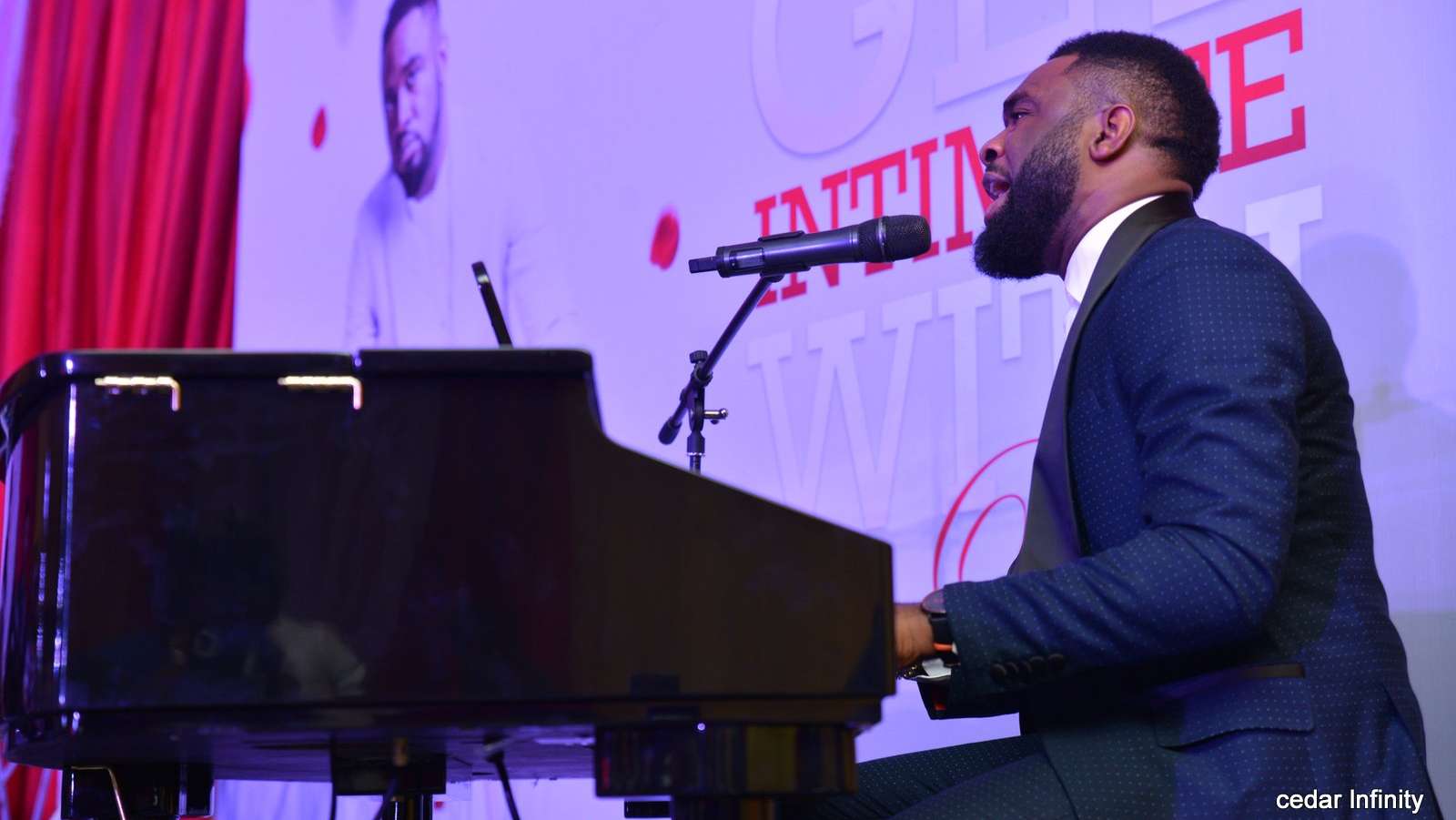 Photos from “Get INTIMATE with Praiz” Lovers Day Event