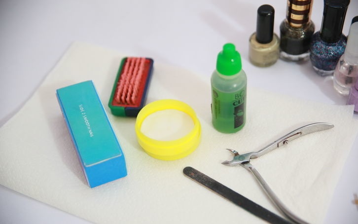 8 Tips on How to Prepare for a Perfect Nail Painting at Home